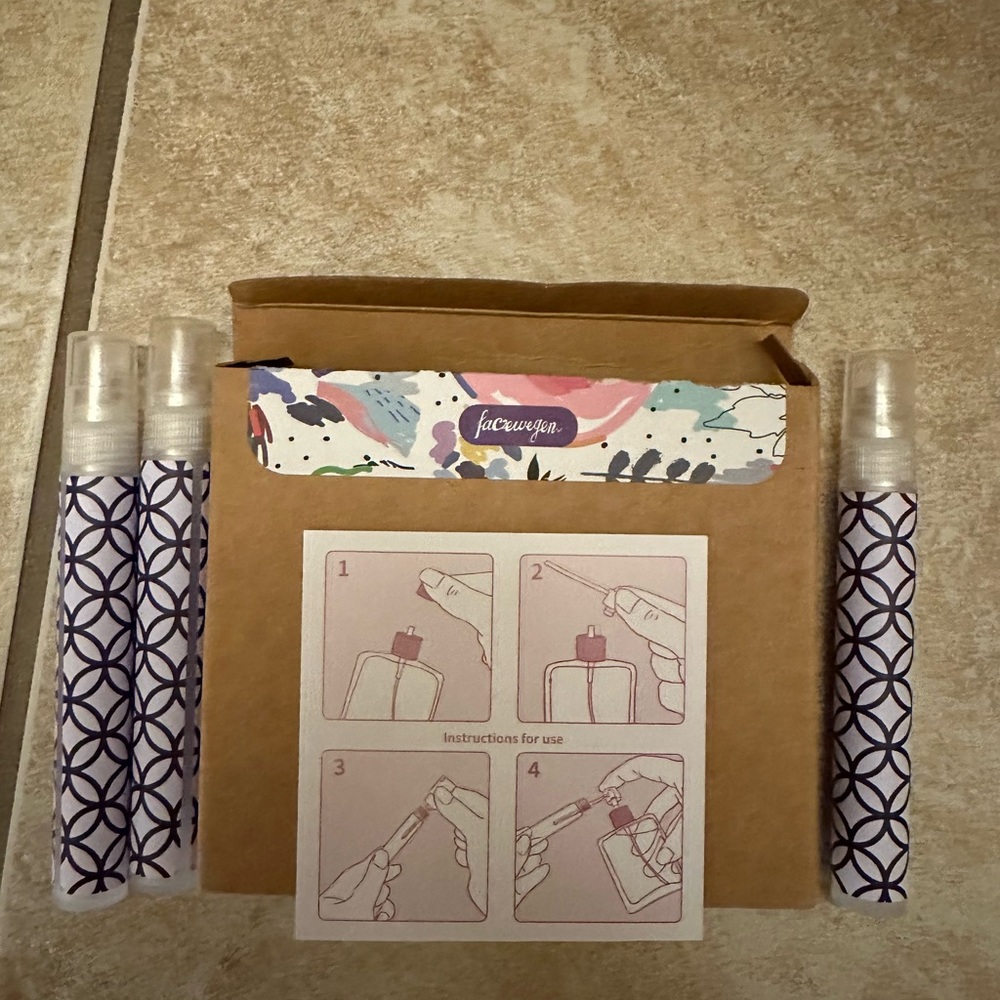 3 pack Perfume/portable refillable spray bottle ⭐️